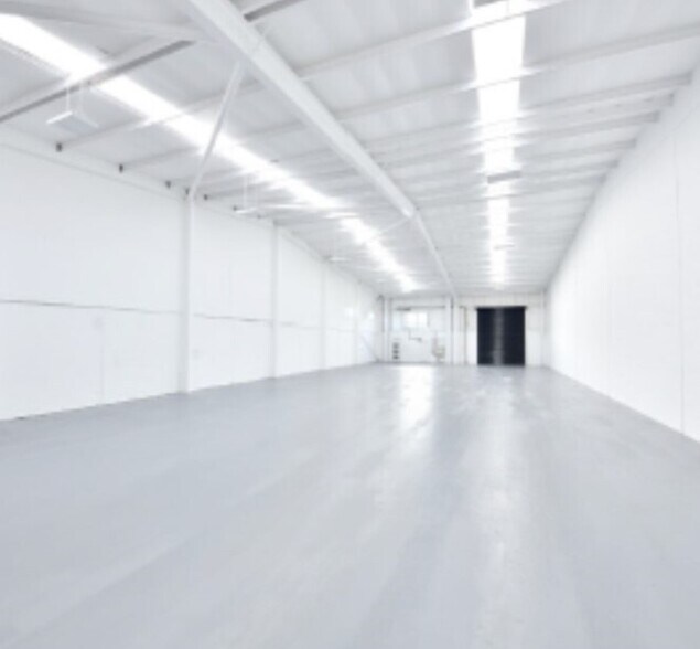 Hareness Park, Aberdeen to rent - Building Photo - Image 2 of 3