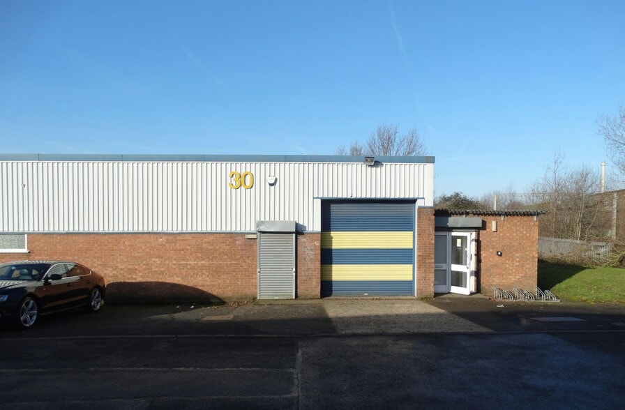 Bloomfield Rd, Tipton to rent - Building Photo - Image 2 of 22