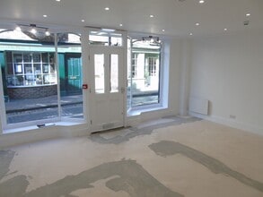 4 Grape Ln, York to rent Interior Photo- Image 1 of 1