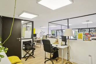 Co-working Space in Paris to rent Interior Photo- Image 2 of 2