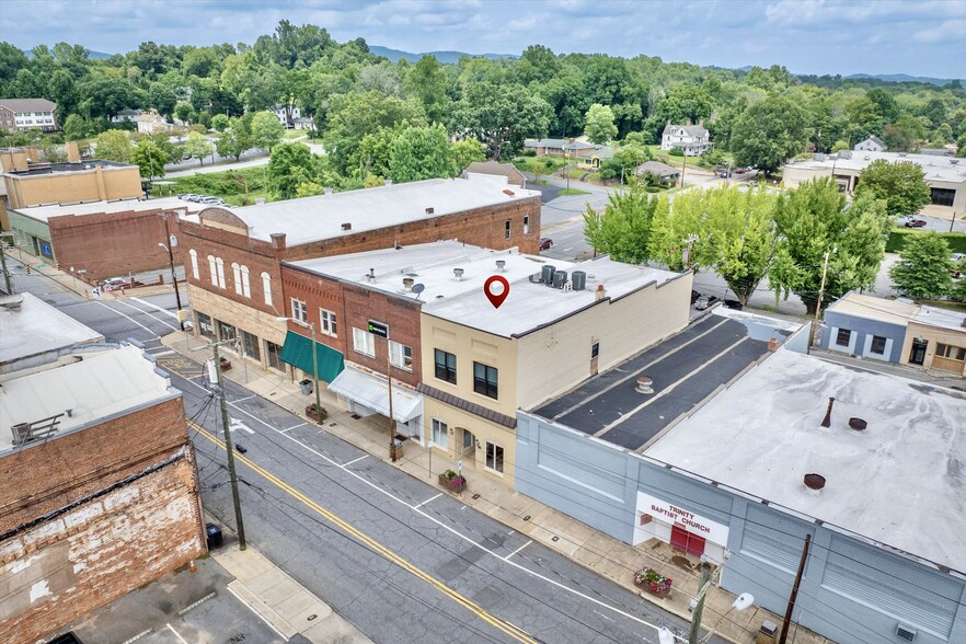 118 Mulberry St NW, Lenoir, NC for rent - Aerial - Image 2 of 44