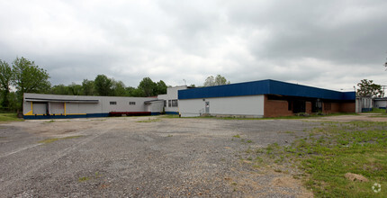 1101 Woodlawn Ave, Cambridge, OH for rent Primary Photo- Image 1 of 17