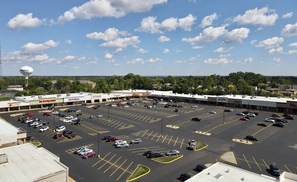 1400 Twixt Town Rd, Marion, IA for rent - Building Photo - Image 1 of 7