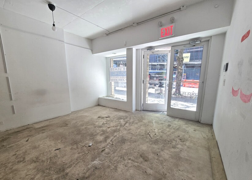 2409-2411 41st Ave, Long Island City, NY to rent - Building Photo - Image 2 of 10