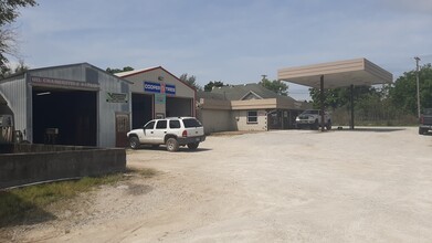 19090 US 54 Highway, Wheatland, MO for sale Primary Photo- Image 1 of 1