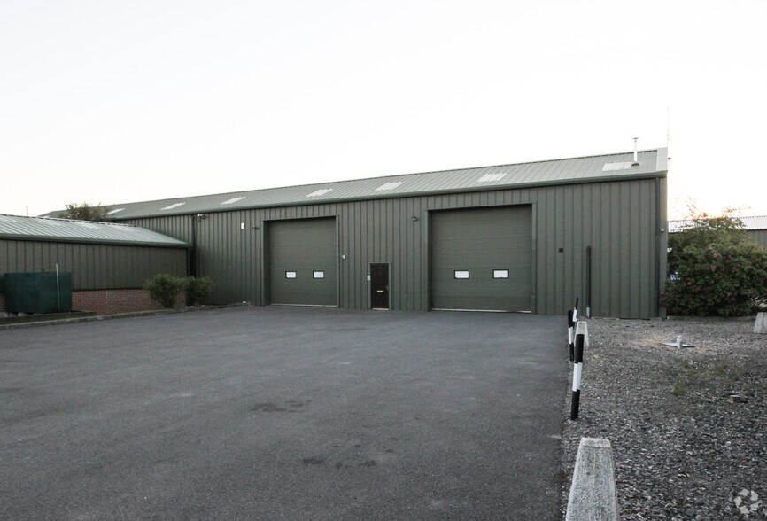 Ermin St, Hungerford for sale - Primary Photo - Image 1 of 1