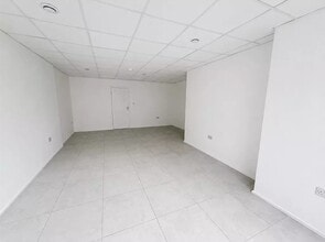 59 Liverpool Rd, Stoke On Trent to rent Interior Photo- Image 1 of 4