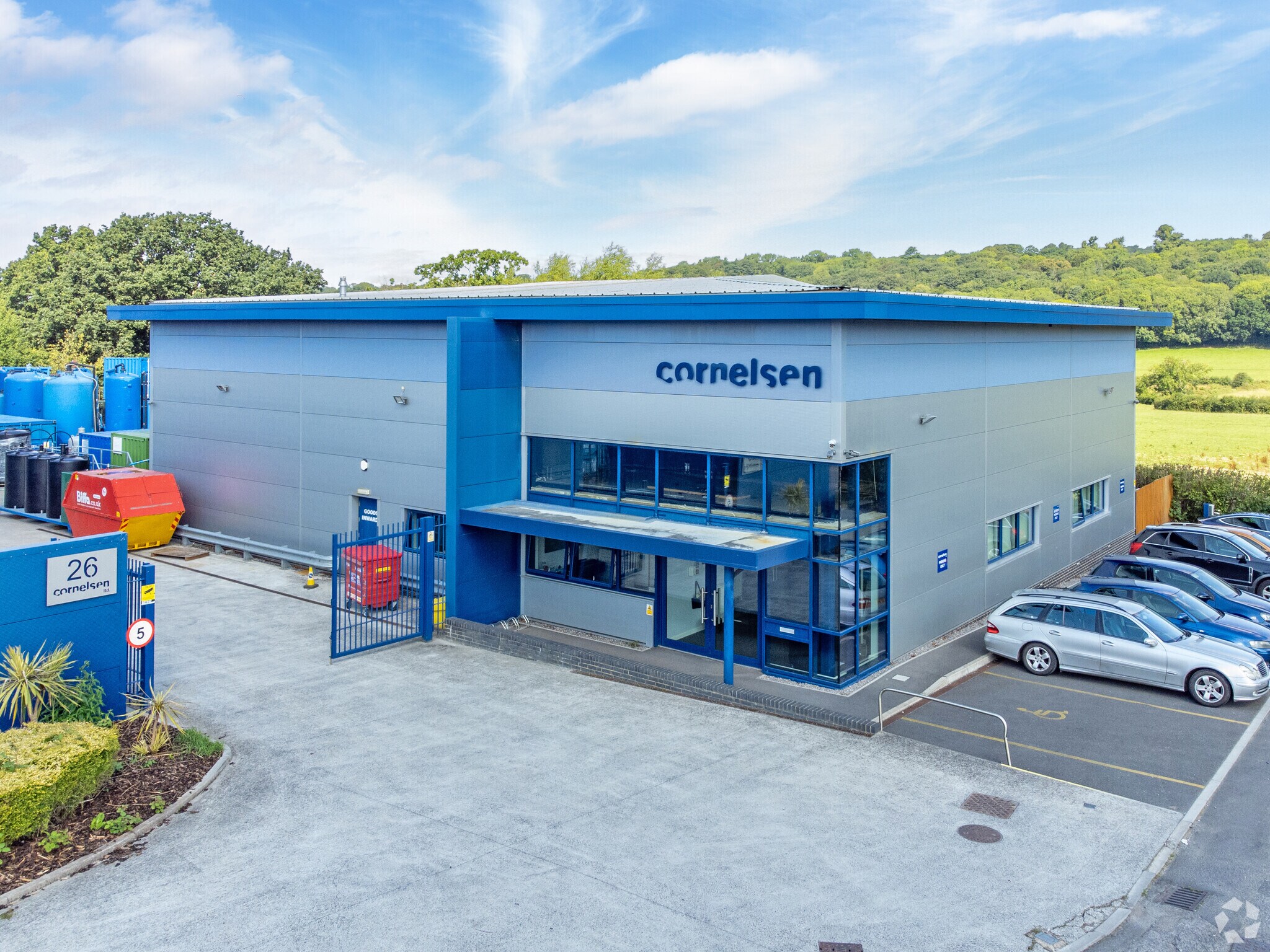 Southfield Rd, Nailsea for sale Primary Photo- Image 1 of 1