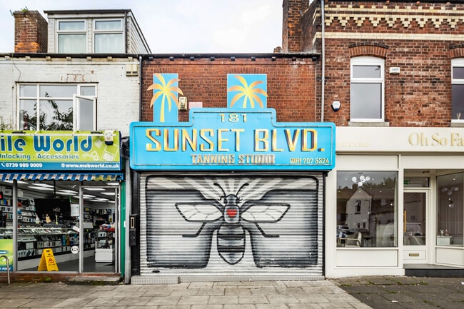 More details for 181 Monton Rd, Manchester - Retail to Rent