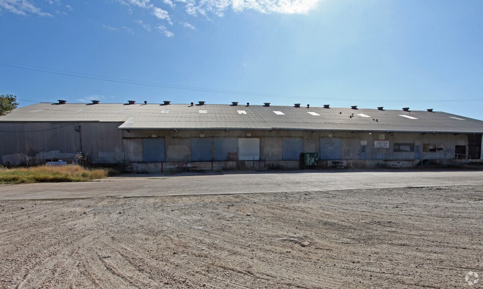 3250 Commerce St, Port Arthur, TX for sale - Building Photo - Image 3 of 18