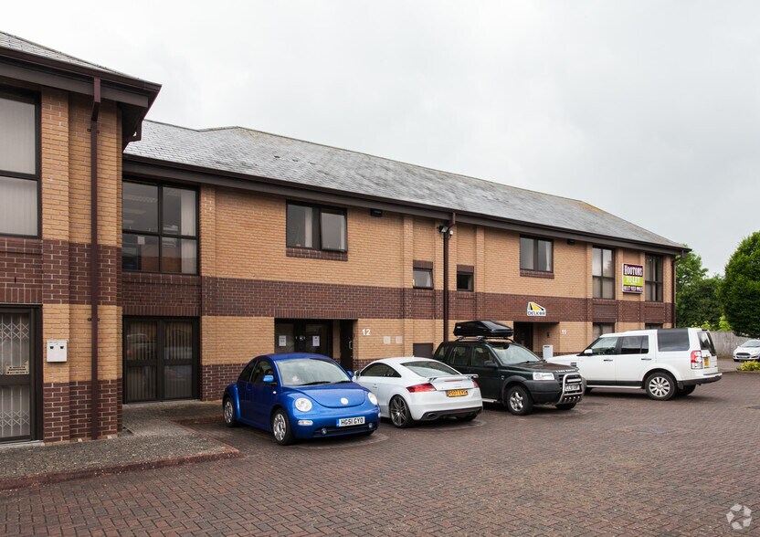 Bumpers Farm, Chippenham to rent - Building Photo - Image 3 of 5