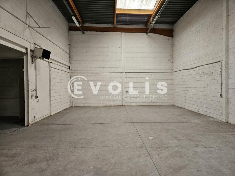 17 Boulevard Arago, Wissous to rent - Interior Photo - Image 2 of 9
