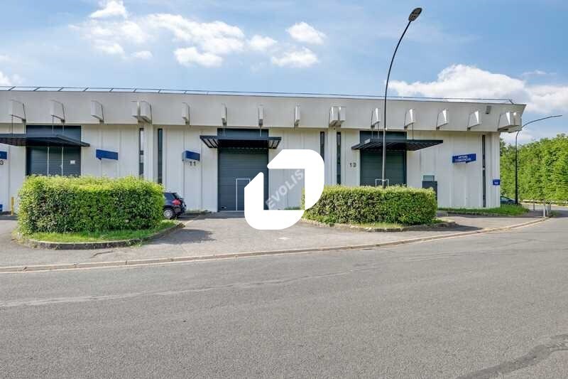 1-13 Rue Des Pyrénées, Wissous to rent - Building Photo - Image 2 of 14