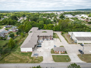 1032 S 40th St, Van Buren, AR for sale Building Photo- Image 1 of 1