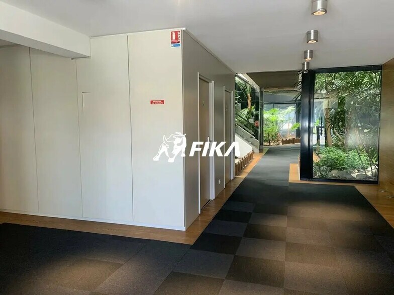 Office in Toulouse to rent - Building Photo - Image 3 of 7