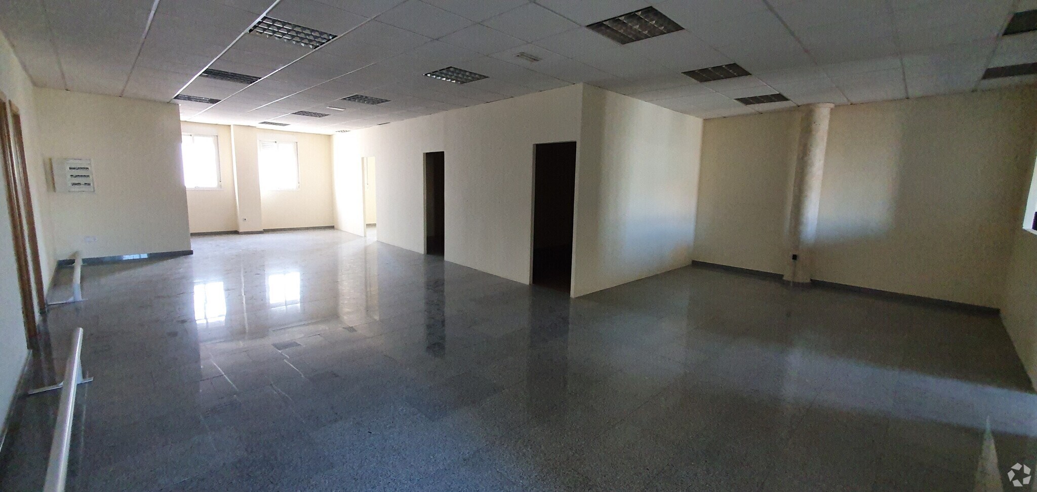 Industrial in Móstoles, Madrid for sale Primary Photo- Image 1 of 20