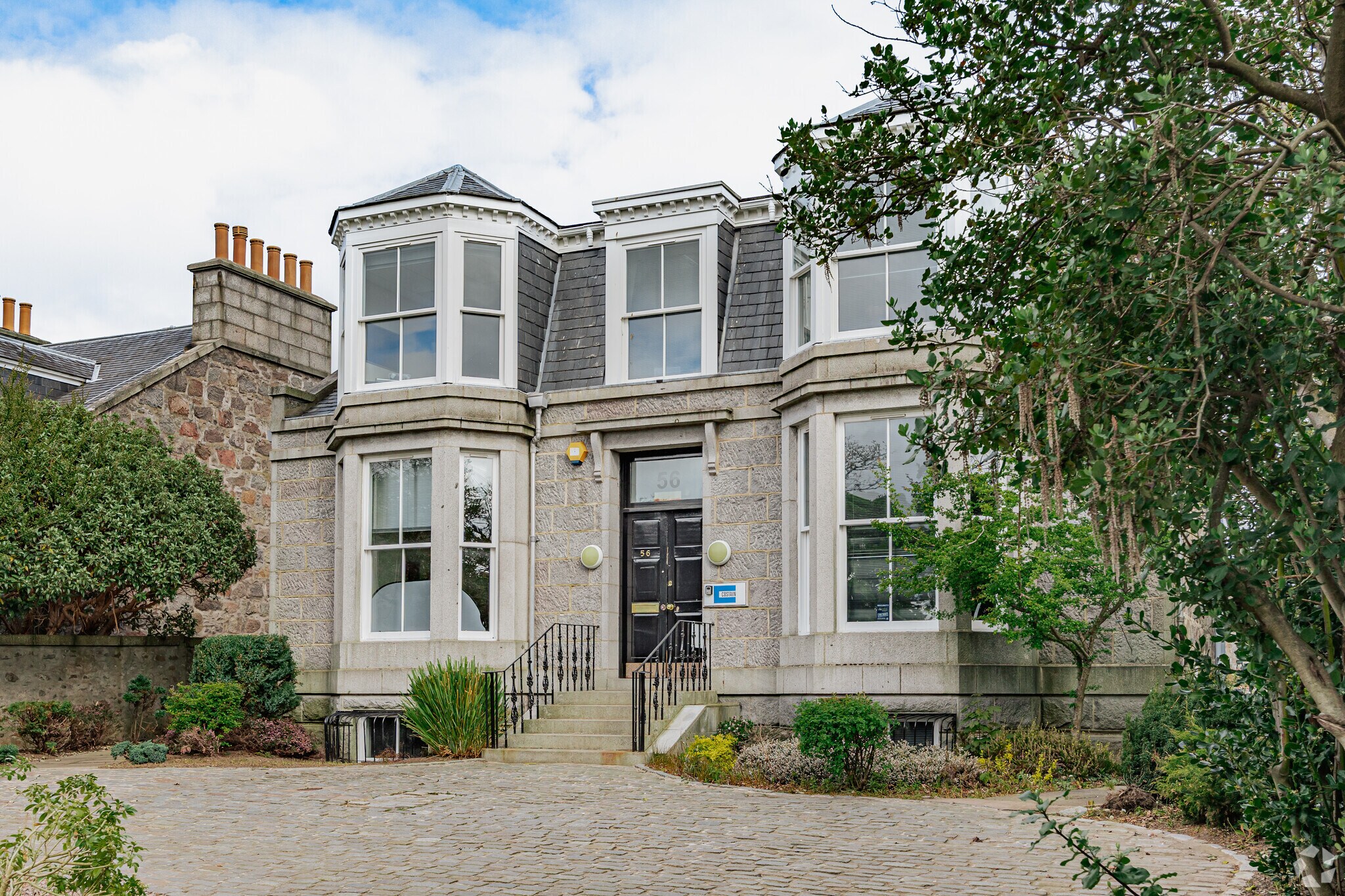 56 Carden Pl, Aberdeen to rent Building Photo- Image 1 of 3