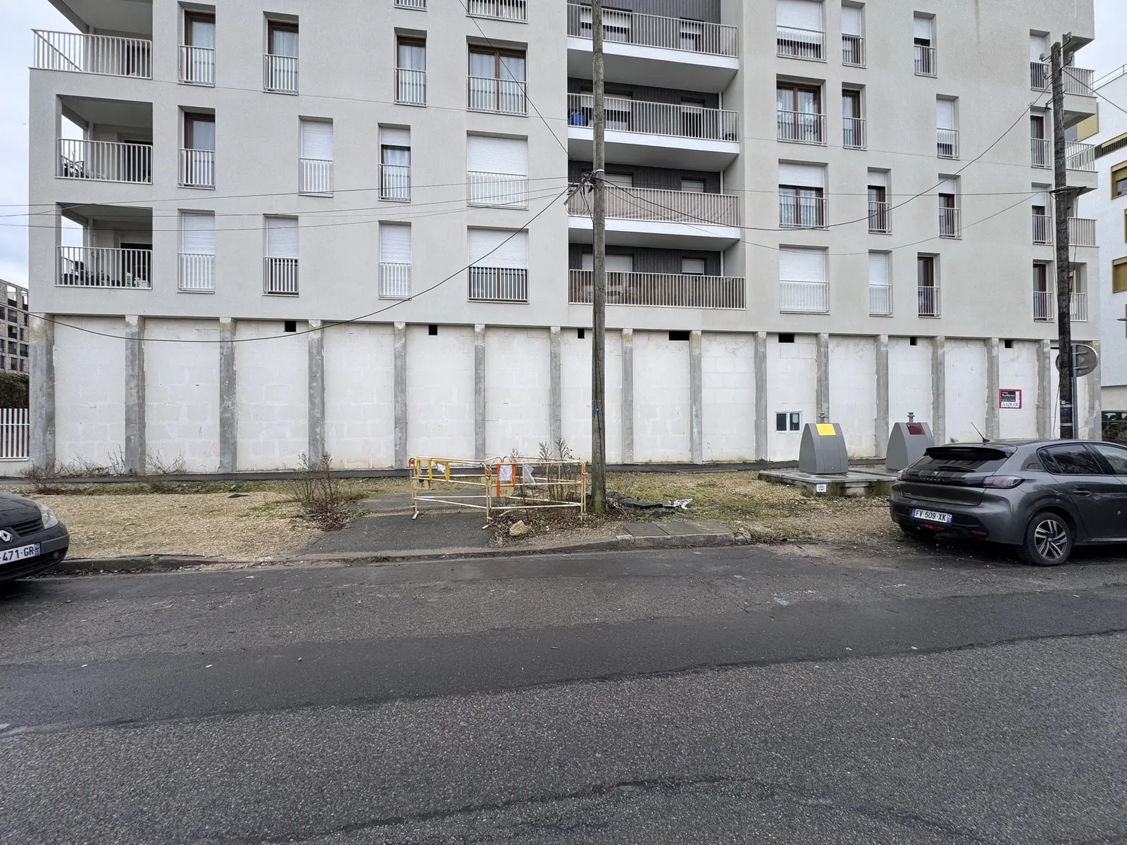 13 Chemin Latéral, Bondy to rent Building Photo- Image 1 of 10