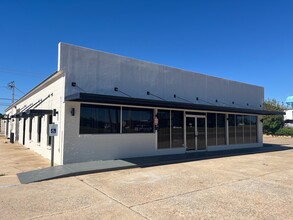 7301 N Classen Blvd, Oklahoma City, OK for rent Building Photo- Image 1 of 12