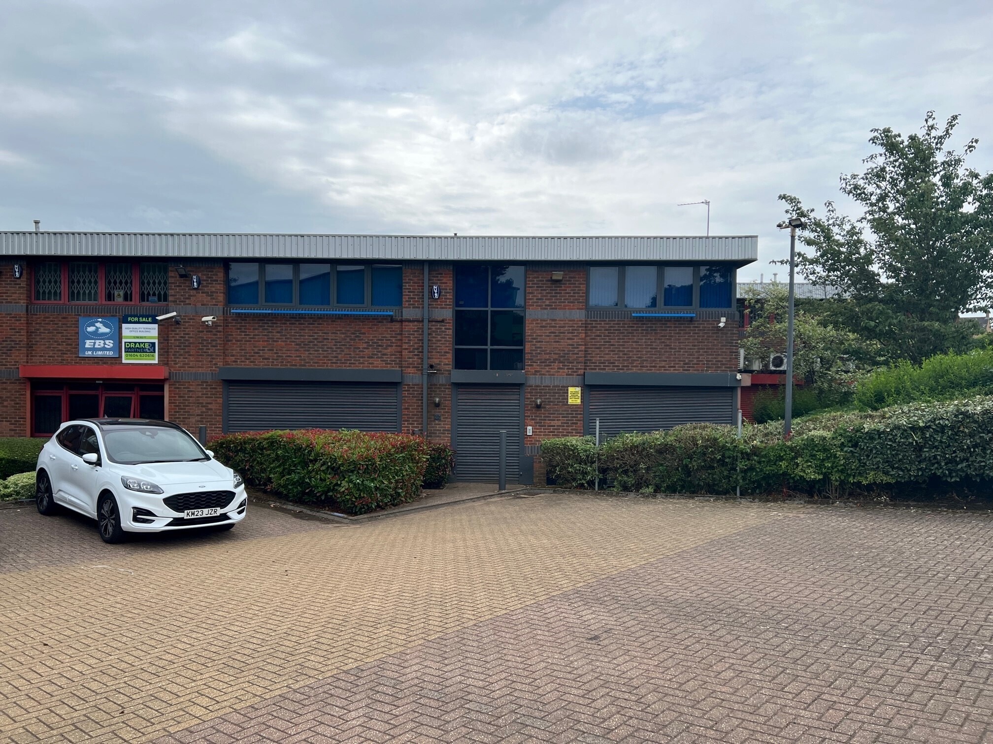24-28 Chartergate, Quarry Park Clos, Northampton to rent Building Photo- Image 1 of 6