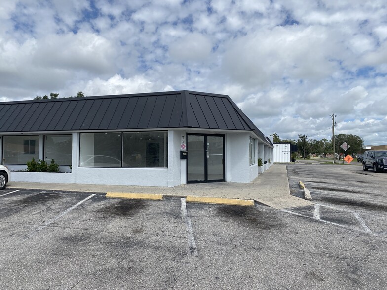 917-923 E Oak St, Arcadia, FL for rent - Building Photo - Image 3 of 12