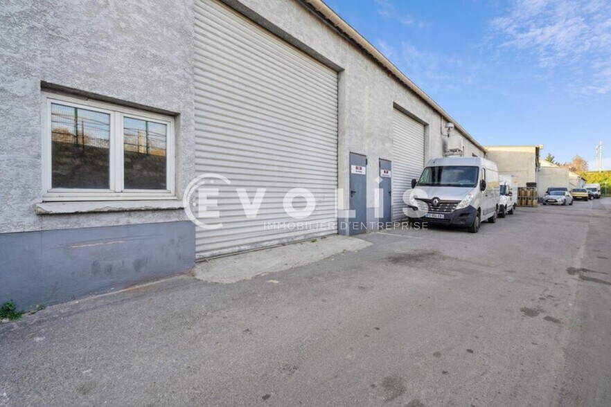 Light Industrial in Villeneuve Saint Georges to rent - Building Photo - Image 1 of 20
