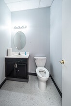 1225 W College Ave, Carrollton, TX to rent Interior Photo- Image 2 of 6