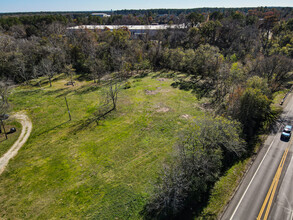 11104 TX-75, Willis, TX - aerial  map view - Image1