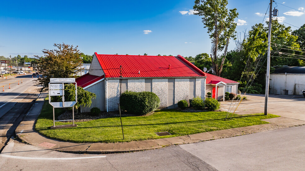 800 Division St, Parkersburg, WV for sale - Building Photo - Image 3 of 27