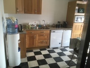 Little Balmer, Buckingham to rent Interior Photo- Image 1 of 3