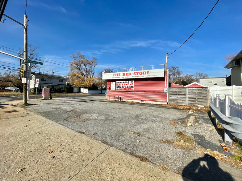 3321 Oceanside Rd, Oceanside, NY for sale - Building Photo - Image 1 of 1