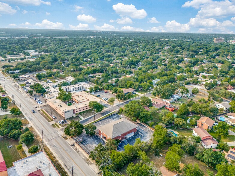 1259 Jackson Keller Rd, San Antonio, TX for rent - Primary Photo - Image 1 of 31