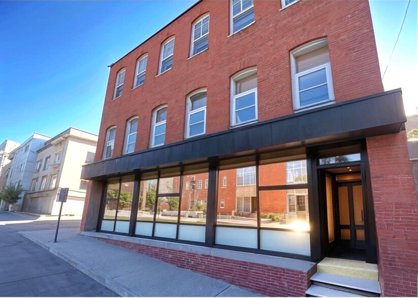 61 Field St, Waterbury, CT for rent - Building Photo - Image 1 of 1