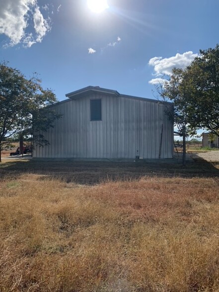 6176 FM 725, New Braunfels, TX for rent - Building Photo - Image 2 of 23