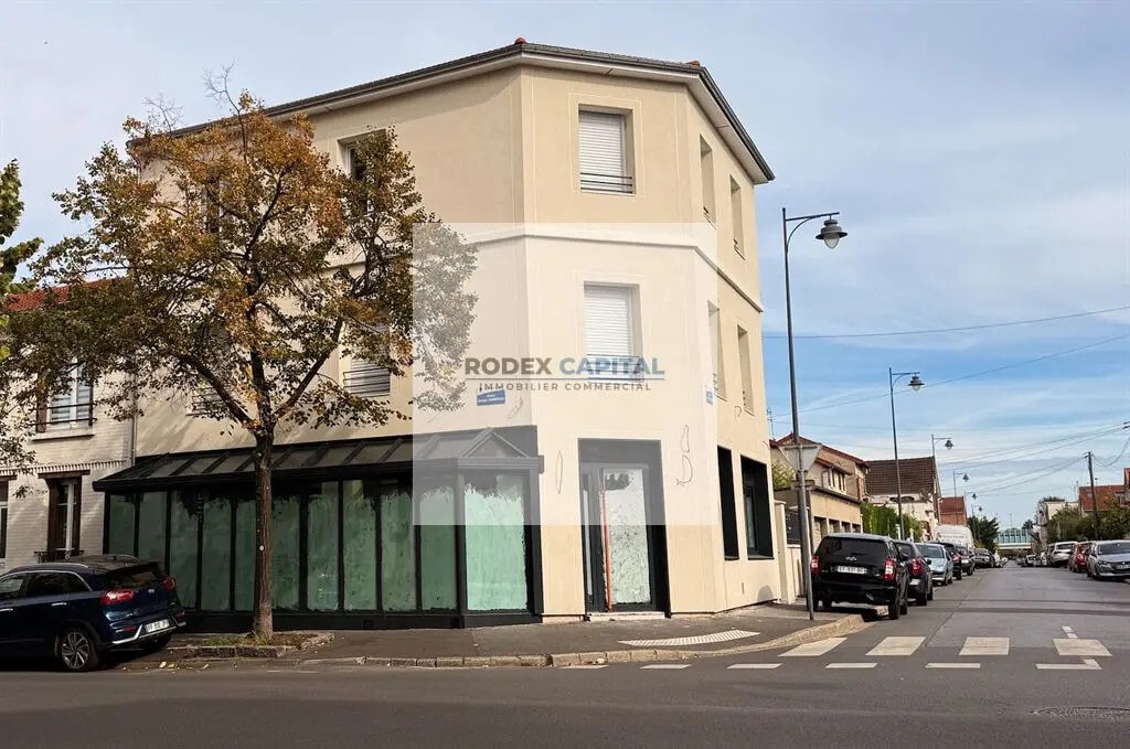Location Commerce 170 m² - Photo 1