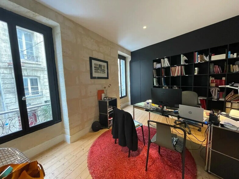 Office in Bordeaux to rent - Building Photo - Image 3 of 14