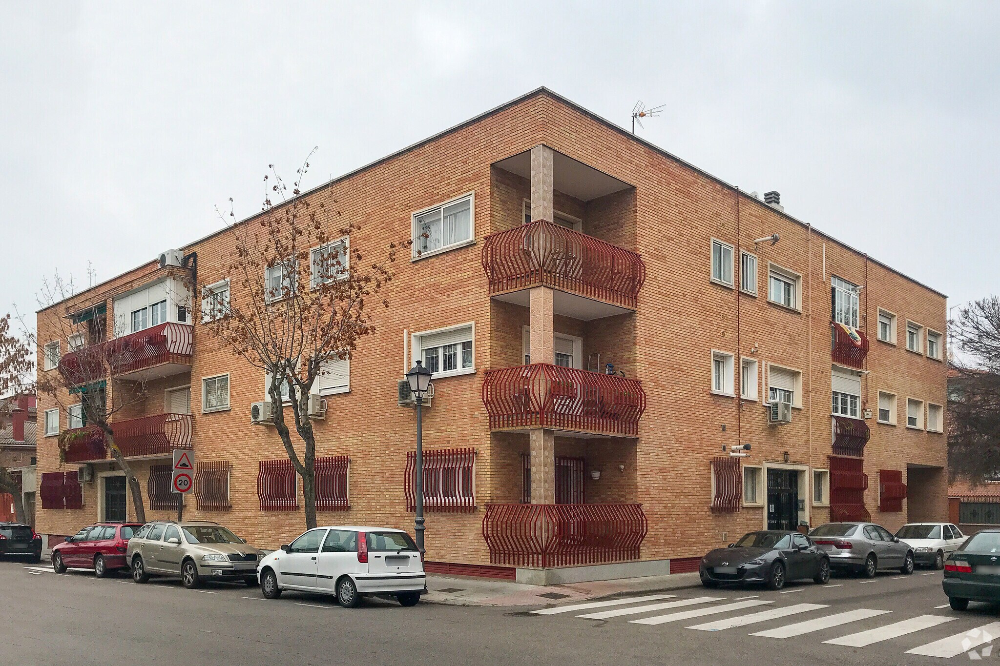 Build-to-Rent in Villaviciosa de Odón, Madrid for sale Primary Photo- Image 1 of 3
