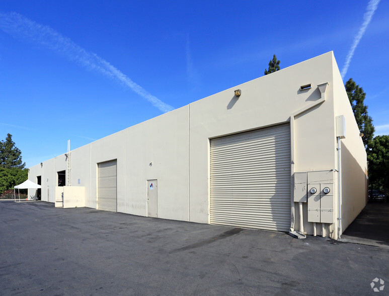 624-626 N Eckhoff St, Orange, CA for sale - Building Photo - Image 2 of 14