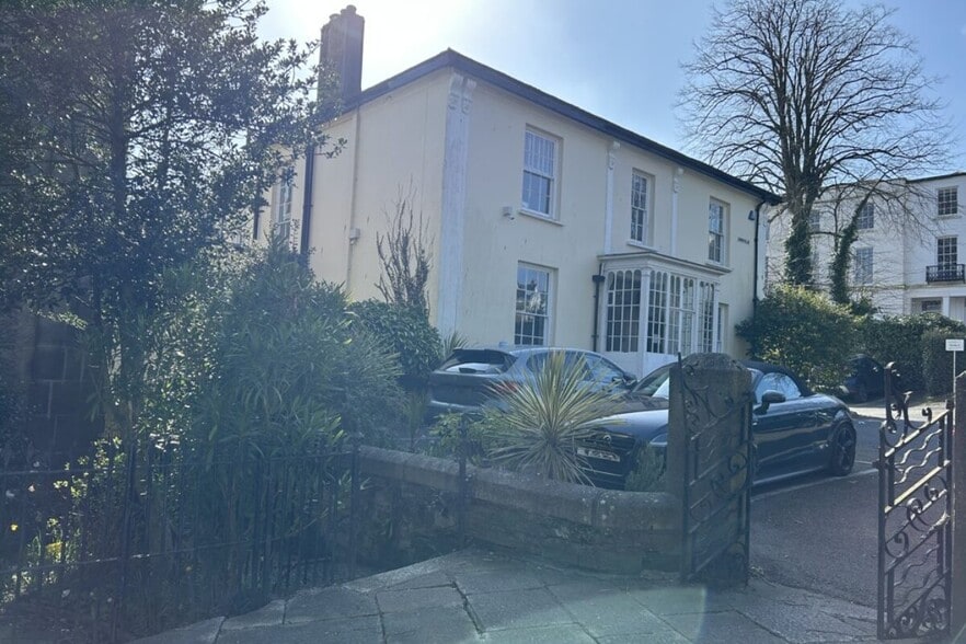 1-2 Lemon St, Truro to rent - Primary Photo - Image 1 of 4