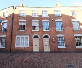 26 Angel Cres, Bridgwater to rent Building Photo- Image 1 of 5
