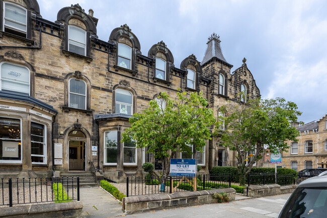 More details for 4 Princes Sq, Harrogate - Office to Rent