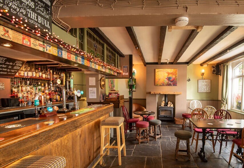 Eling Hl, Totton for sale - Interior Photo - Image 3 of 5