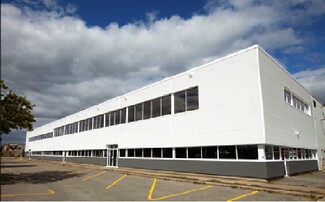 More details for 2995-2999 Boul Le Corbusier, Laval, QC - Office, Industrial for Rent