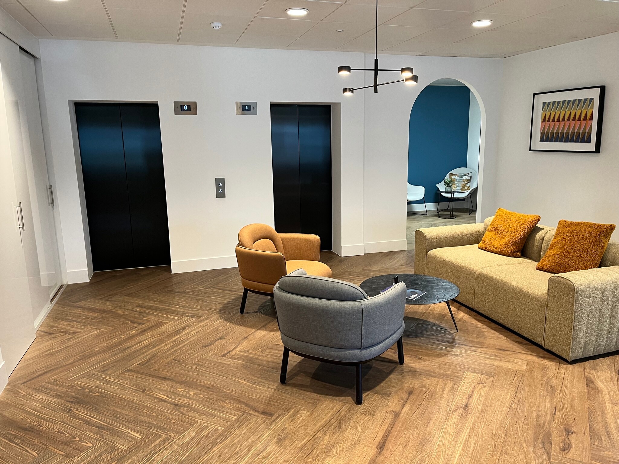 5 Welbeck St, London to rent Interior Photo- Image 1 of 5