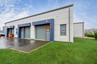 Sadler Rd, Lincoln to rent Building Photo- Image 1 of 6