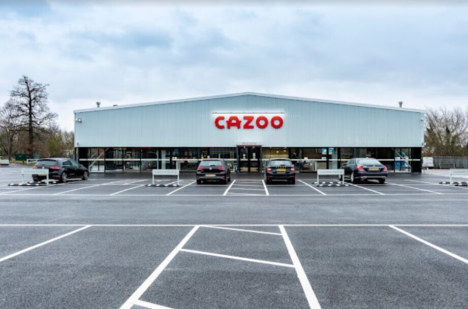 Staines Rd, Chertsey for sale Building Photo- Image 1 of 1