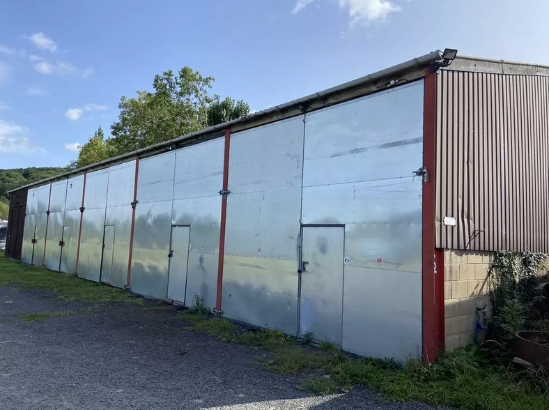 1 Gravel Pit Lane, Prestbury for sale - Primary Photo - Image 1 of 1