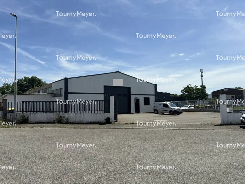 Light Industrial in Cugnaux to rent - Building Photo - Image 2 of 8