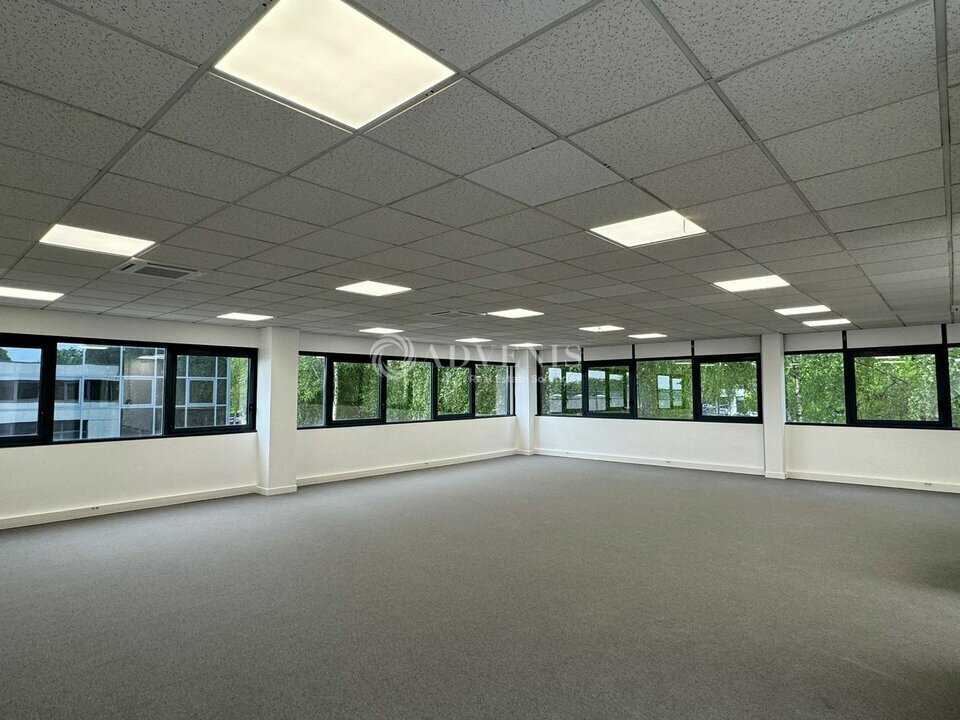 4 Rue René Razel, Saclay to rent Interior Photo- Image 1 of 13