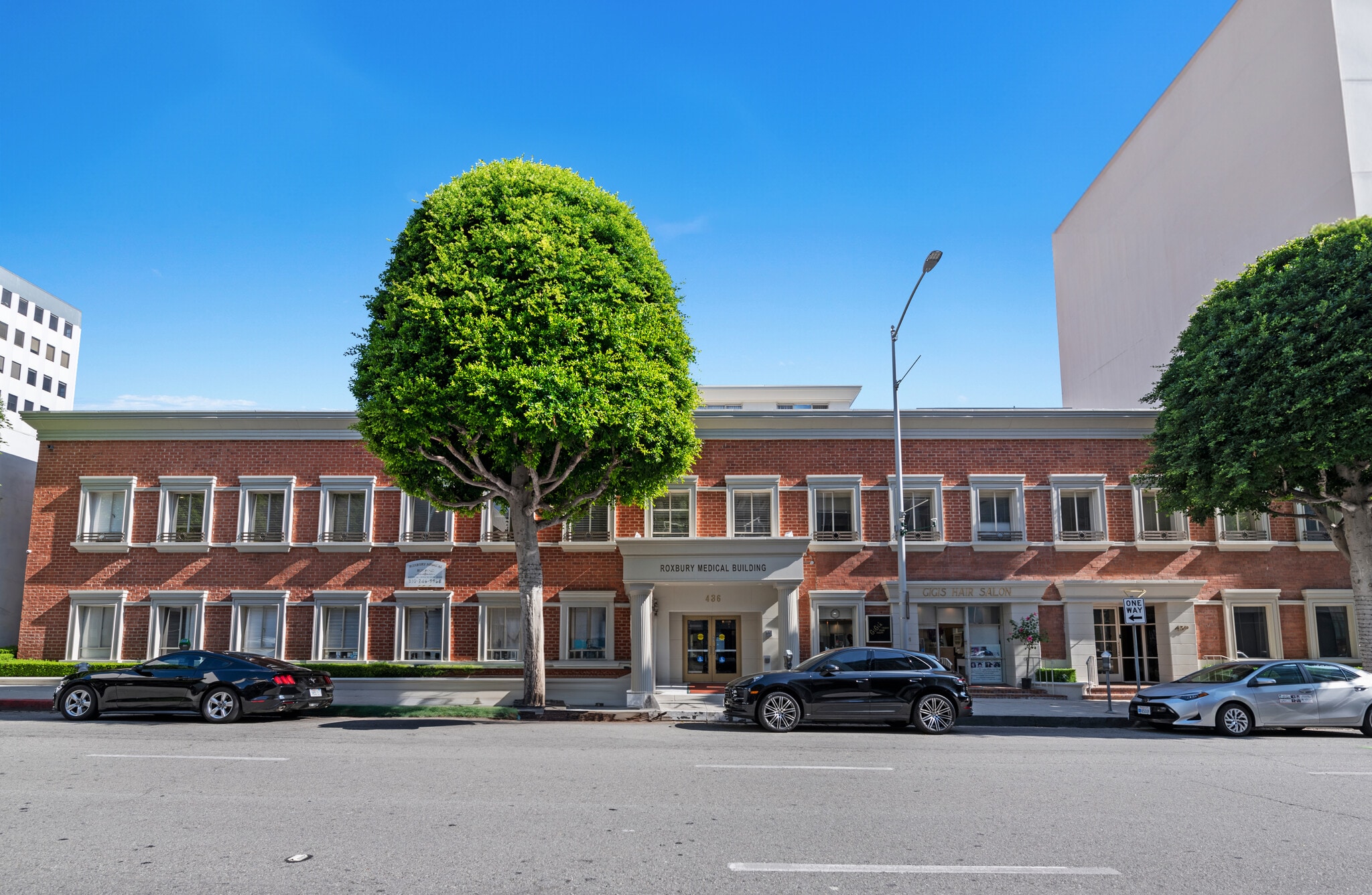 436 N Roxbury Dr, Beverly Hills, CA for rent Building Photo- Image 1 of 7